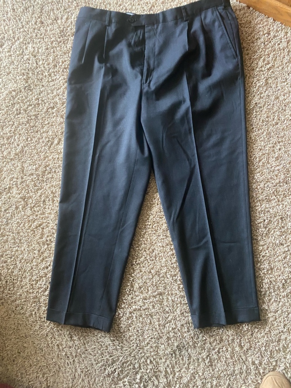 Kirkland Signature BlackPleated Wool Dress Pants